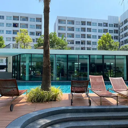 Elio Del Ray Apartment Bangkok Exterior photo